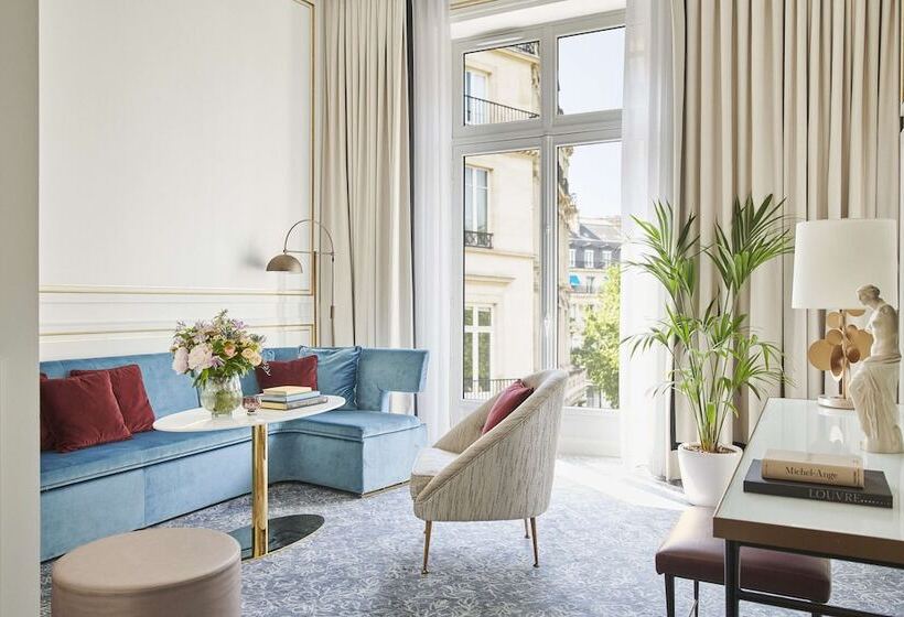 Suite, Du Louvre In The Unbound Collection By Hyatt