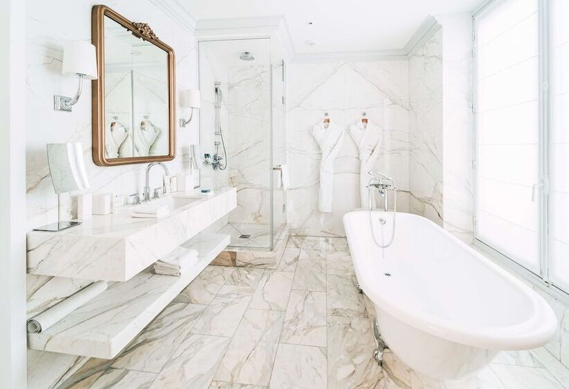Suite, Du Louvre In The Unbound Collection By Hyatt