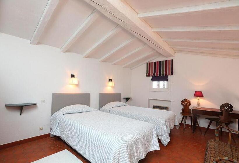 Номер Дюплекс, Hôtel La Figuière