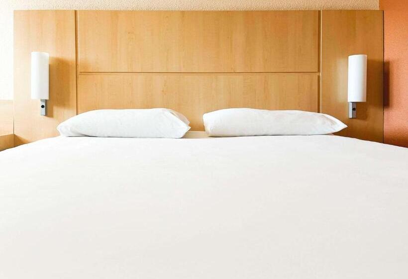 스탠다드 룸, Ibis Nîmes Ouest   A9