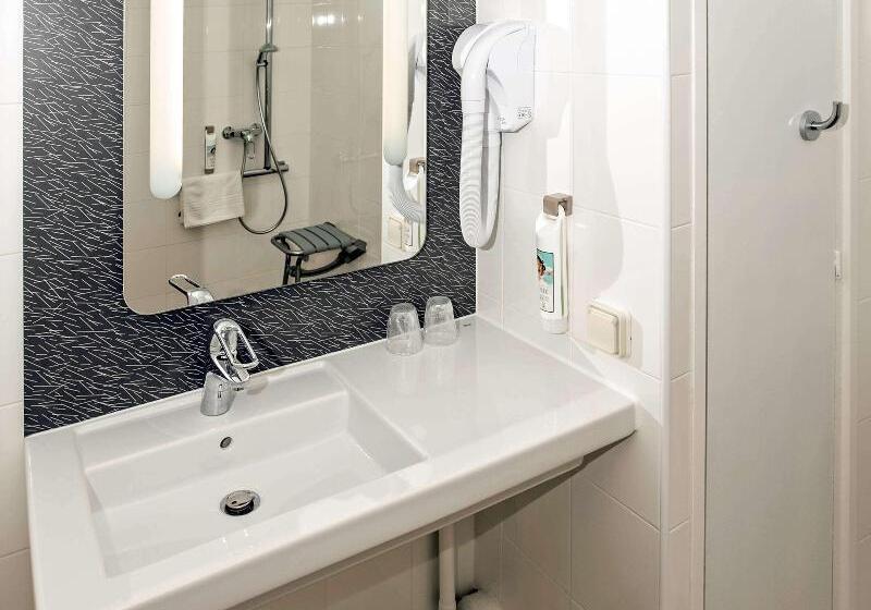 스탠다드 룸, Ibis Nîmes Ouest   A9