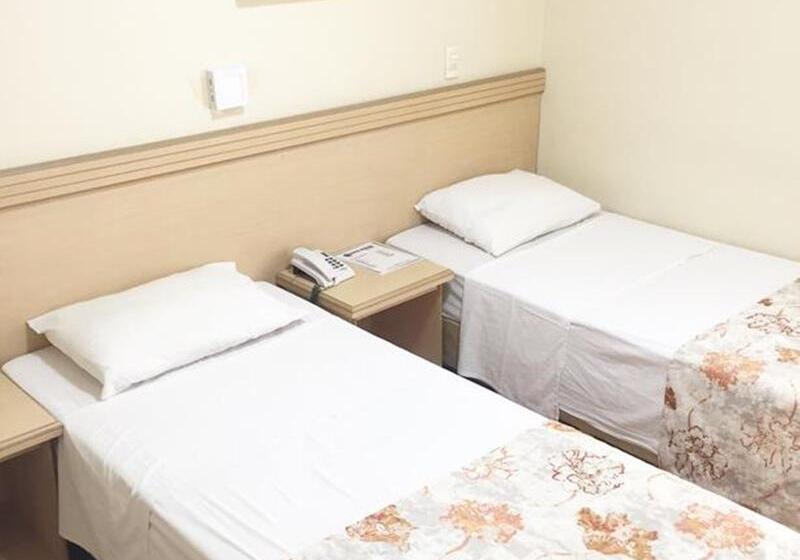 Номер Стандарт, Ibis Paris Porte D'orleans