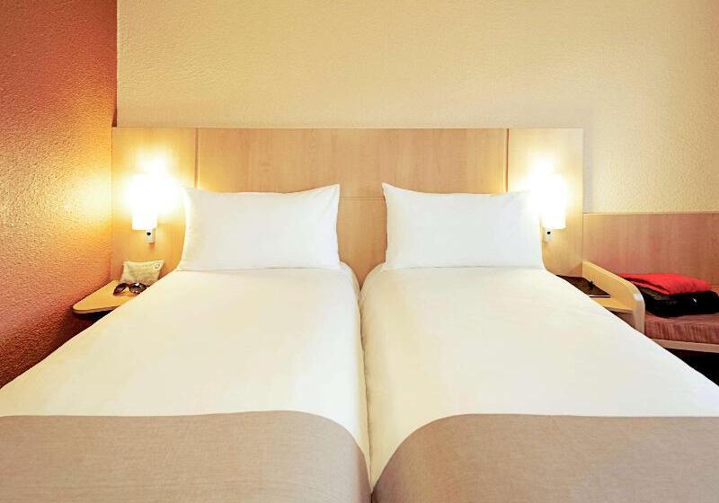 Номер Стандарт, Ibis Paris Porte D'orleans