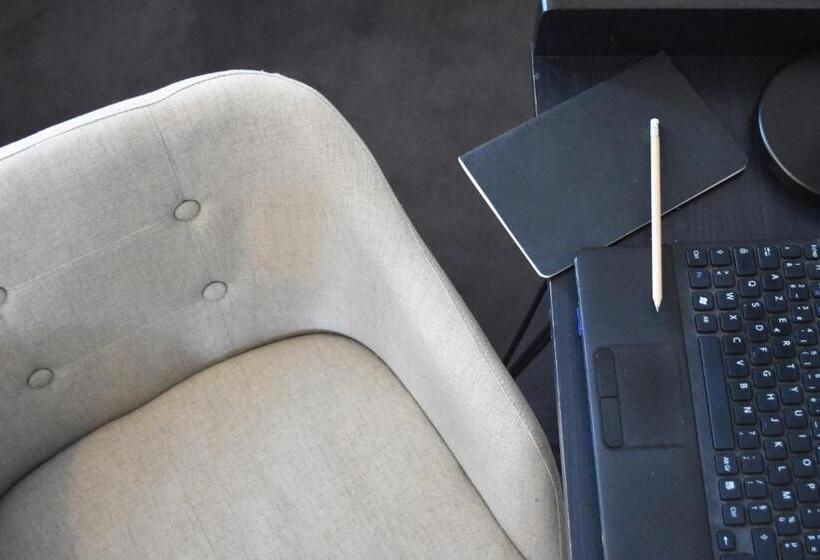 اتاق کلاسیک, Hôtel Le Boeuf Couronné Chartres   Logis Hotels