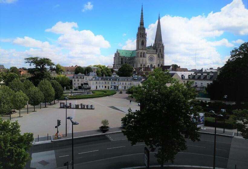 اتاق سوپریور, Hôtel Le Boeuf Couronné Chartres   Logis Hotels