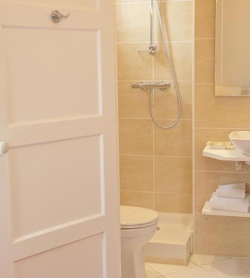 اتاق کلاسیک, Hôtel Le Boeuf Couronné Chartres   Logis Hotels