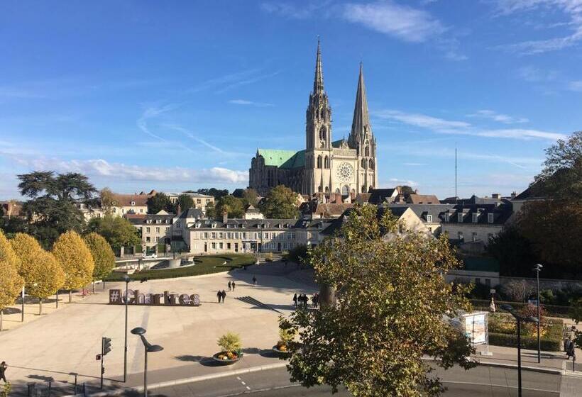 Comfort room with view, Hôtel Le Boeuf Couronné Chartres   Logis Hotels