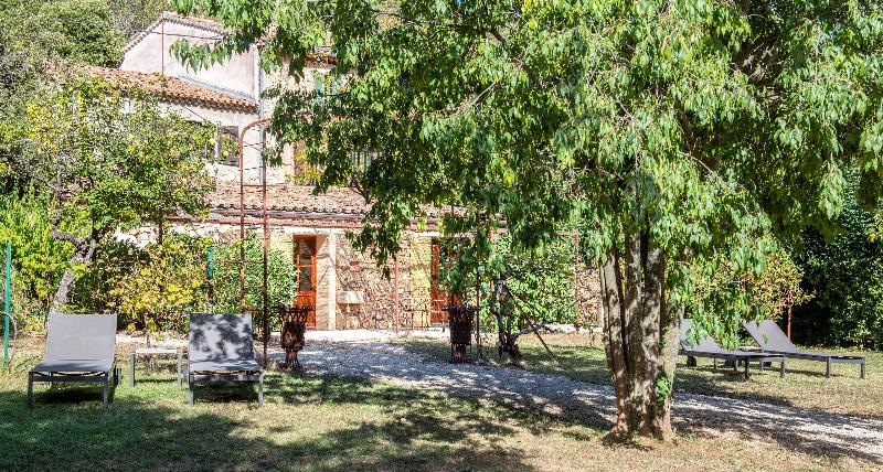 اتاق کلاسیک, Hôtel Le Boeuf Couronné Chartres   Logis Hotels