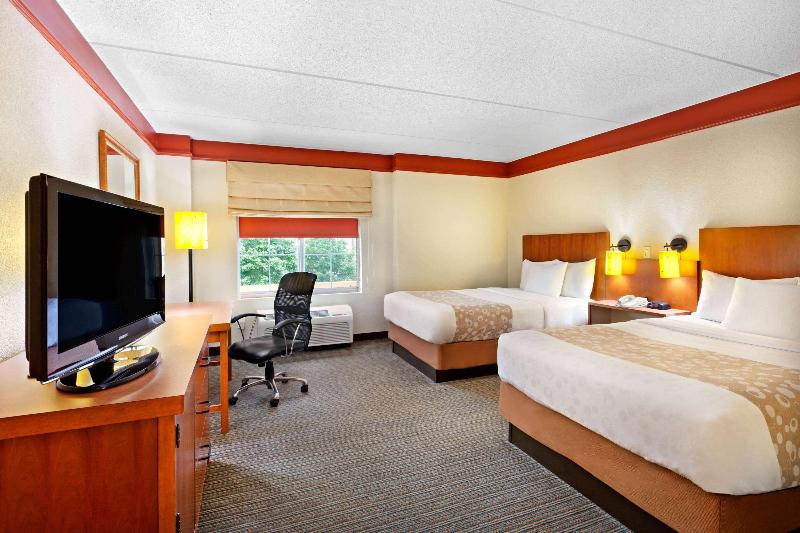 اتاق سوپریور, Hôtel Le Boeuf Couronné Chartres   Logis Hotels