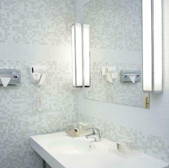 اتاق استاندارد سه نفره, Hôtel Londres Et New York   Teritoria