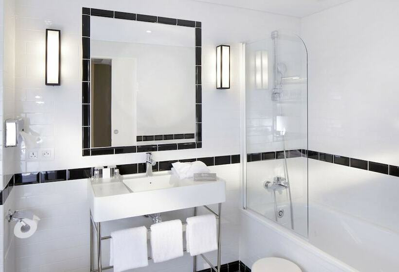 اتاق استاندارد سه نفره, Hôtel Londres Et New York   Teritoria