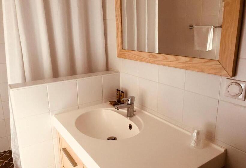 Номер Basic, Hôtel Saint Albert