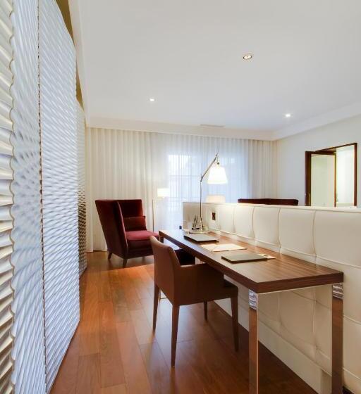 سوئیت جونیور با تراس, Maison Pic
