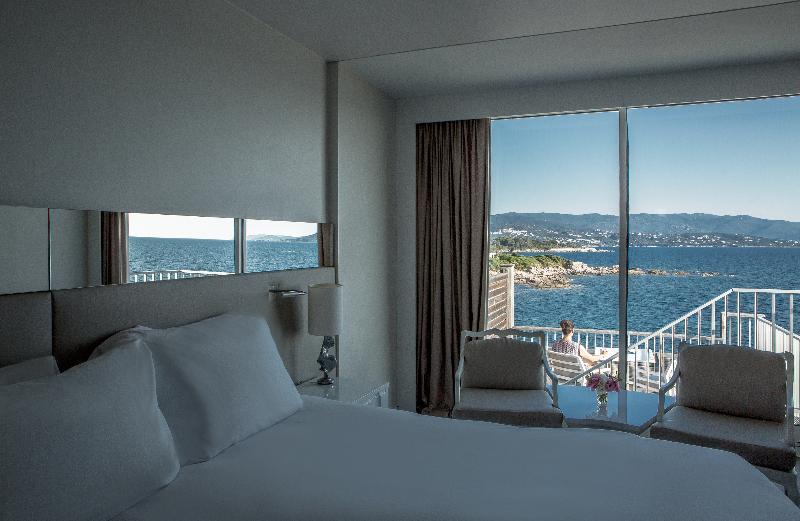 اتاق لوکس با چشم‌انداز دریا, Sofitel Golfe D Ajaccio Thalassa Sea & Spa