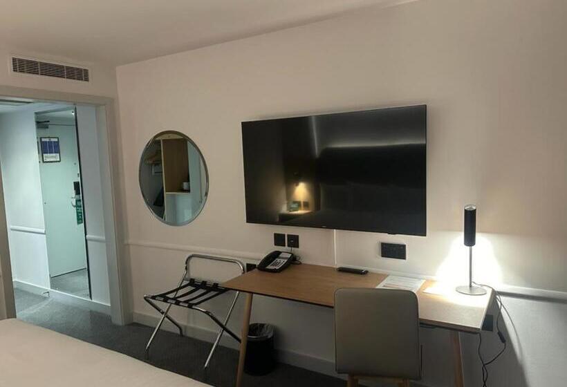 Стандартный Номер Кровать Кинг, Holiday Inn Basildon, An Ihg