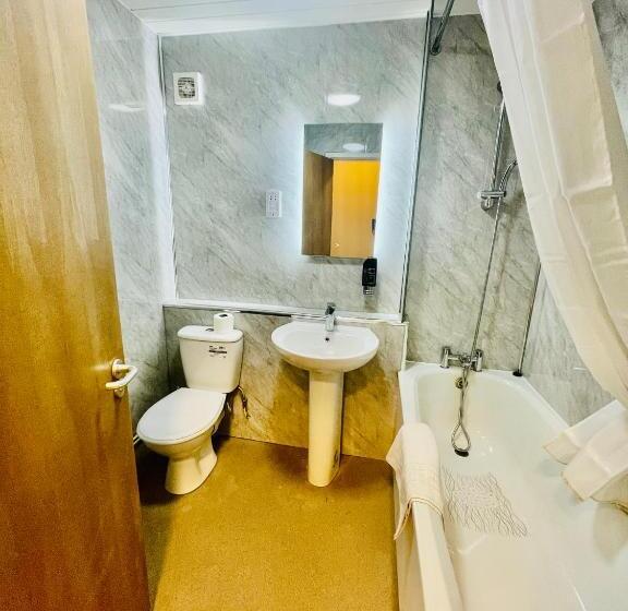 Номер Executive, Hylands