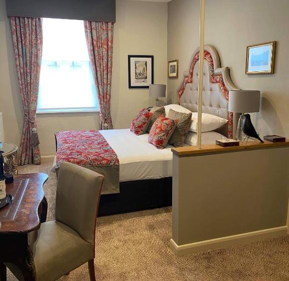 Номер Стандарт, The Feathers Hotel, Ledbury, Herefordshire