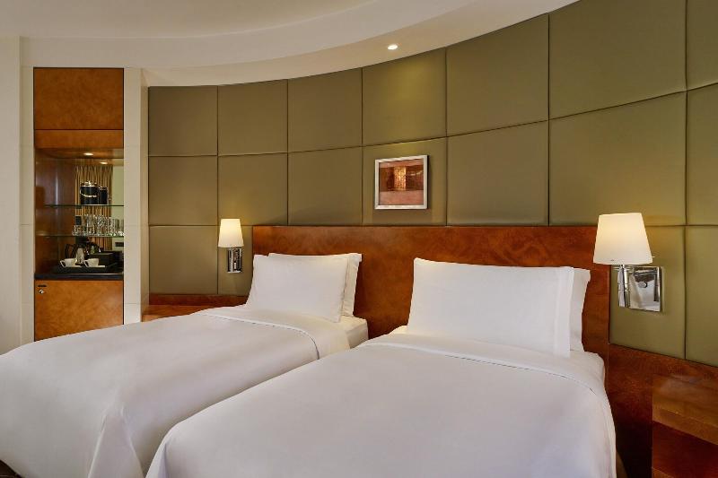 Номер Executive, The Park Tower Knightsbridge, A Luxury Collection Hotel, London