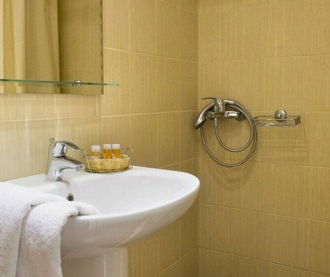 اتاق استاندارد سه نفره, Arethusa Hotel Athens