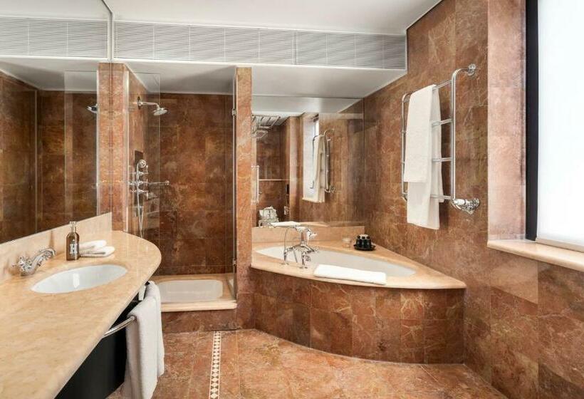 标准间, Como The Halkin