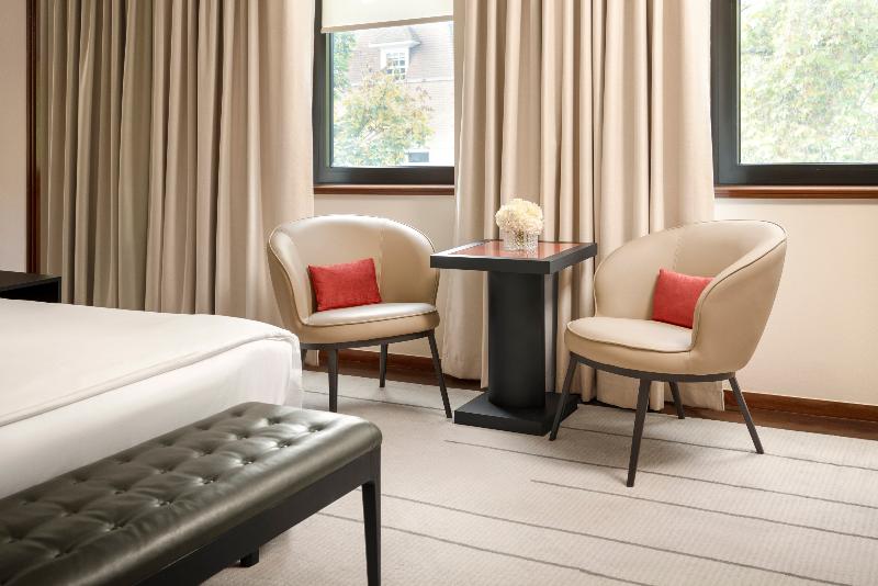 标准间, Como The Halkin