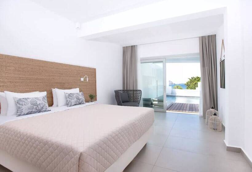 Deluxe Suite Sea View, Manoula S Beach Mykonos Resort