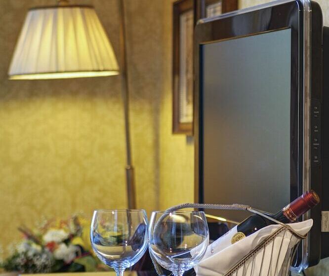 Люкс с Балконом, Mercure Catania Excelsior
