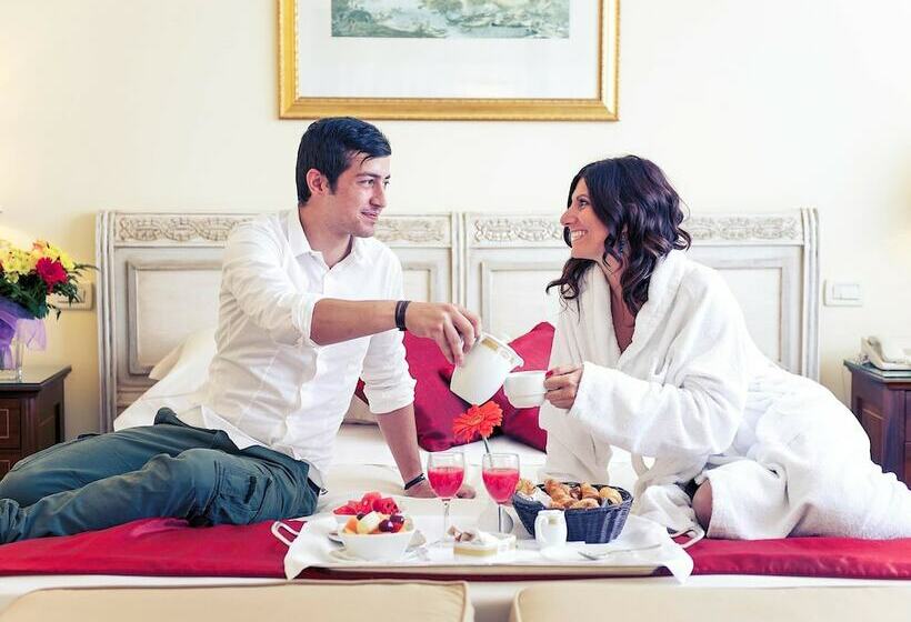 Люкс с Балконом, Mercure Catania Excelsior