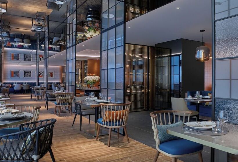 سوییت سوپریور, Prince Hotel, Marco Polo