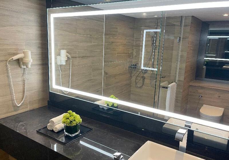 سوییت سوپریور, Prince Hotel, Marco Polo