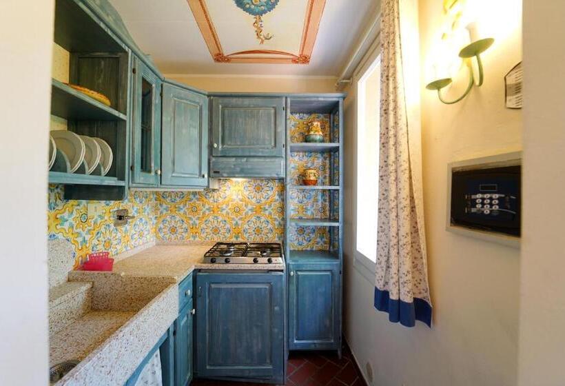 آپارتمان 1 خوابه, Residence Le Acacie