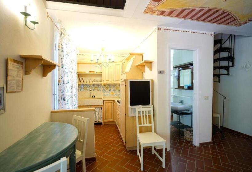 آپارتمان 1 خوابه, Residence Le Acacie