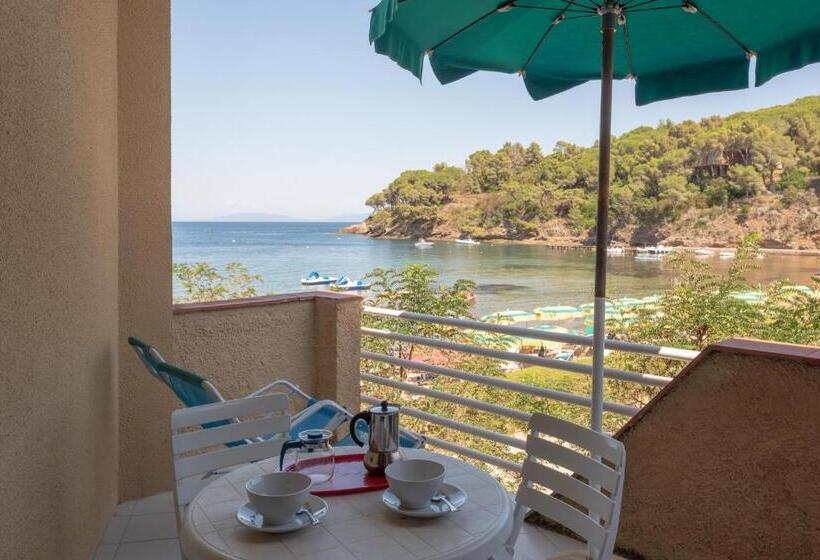 آپارتمان 2 خوابه, Residence Le Acacie