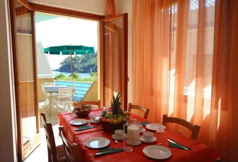 آپارتمان 2 خوابه, Residence Le Acacie