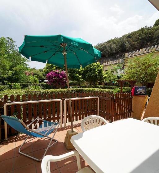 آپارتمان 2 خوابه, Residence Le Acacie