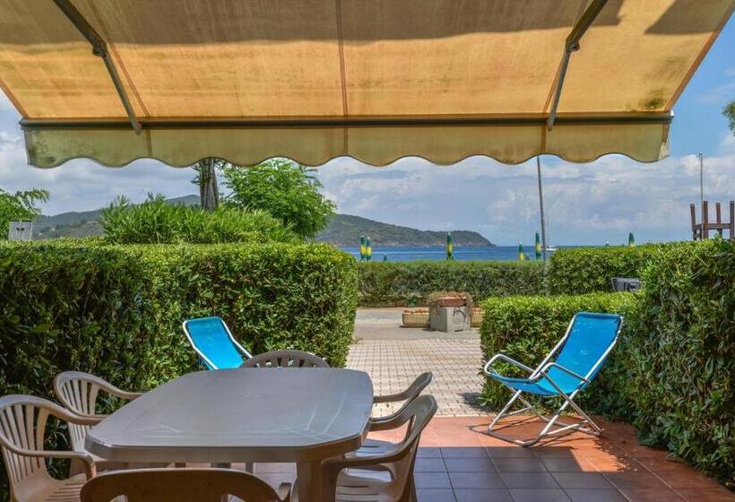 آپارتمان 2 خوابه, Residence Le Acacie