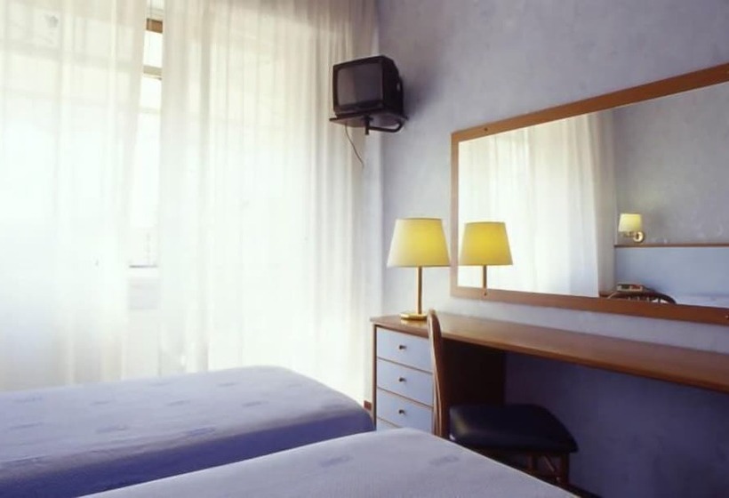 Standardrum, B&b Hotel Riviera Celle Ligure