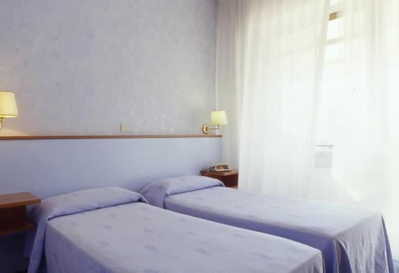 اتاق استاندارد, B&b Hotel Riviera Celle Ligure