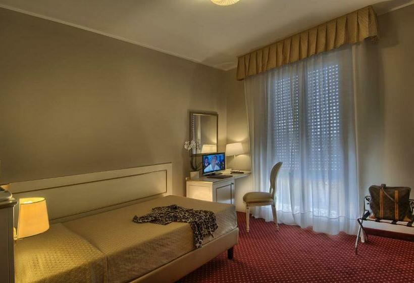 اتاق استاندارد یک نفره, Terme Principe