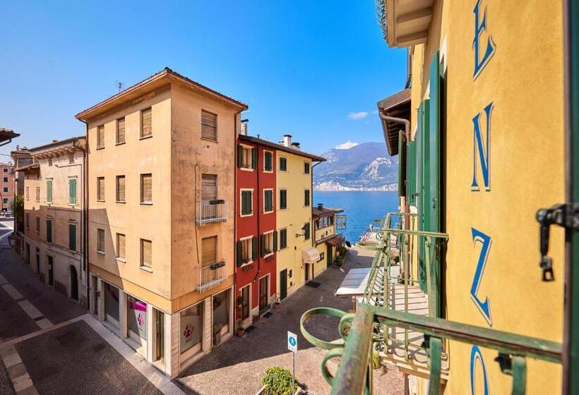 مجموعه ویستا شهر, Lake Front Hotel Brenzone