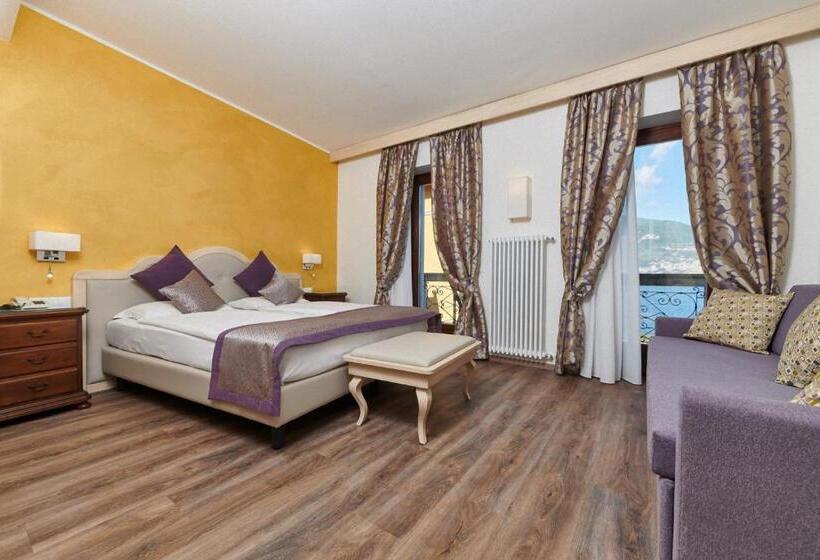 سوییت جونیور با بالکن, Lake Front Hotel Brenzone