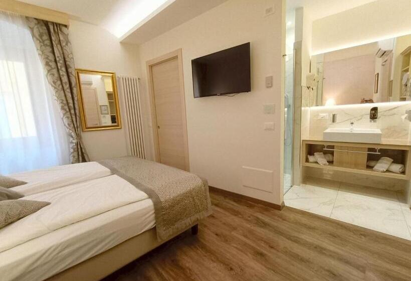 اتاق استاندارد, Lake Front Hotel Brenzone