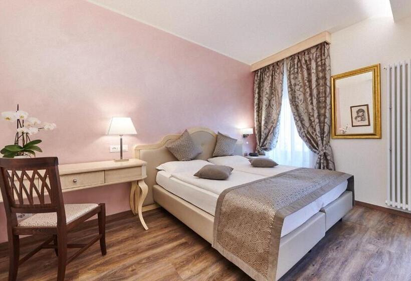 اتاق استاندارد, Lake Front Hotel Brenzone