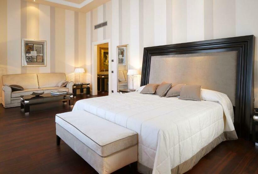 سوییت جونیور با چشم‌انداز دریا, Gh Palazzo Suite & Spa
