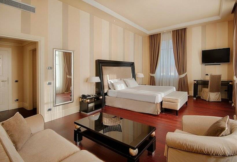 سوییت جونیور با چشم‌انداز دریا, Gh Palazzo Suite & Spa
