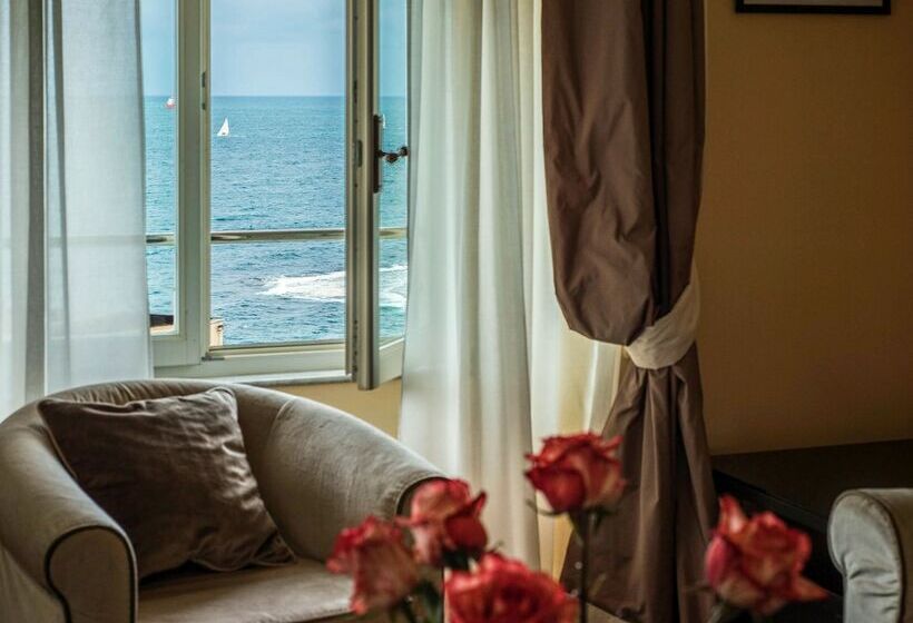 سوییت جونیور با چشم‌انداز دریا, Gh Palazzo Suite & Spa