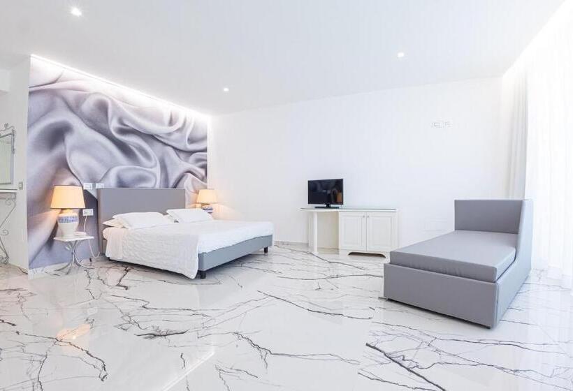 Люкс Вид на Море, Grand Hotel Costa Brada