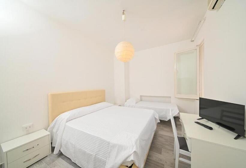 Номер Стандарт Трехместный, Villa Diana   Beach & Rooms