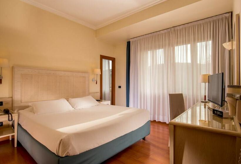 اتاق سوپریور, Best Western Hotel Globus