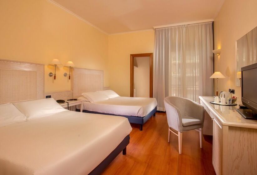 اتاق خانوادگی, Best Western Hotel Globus